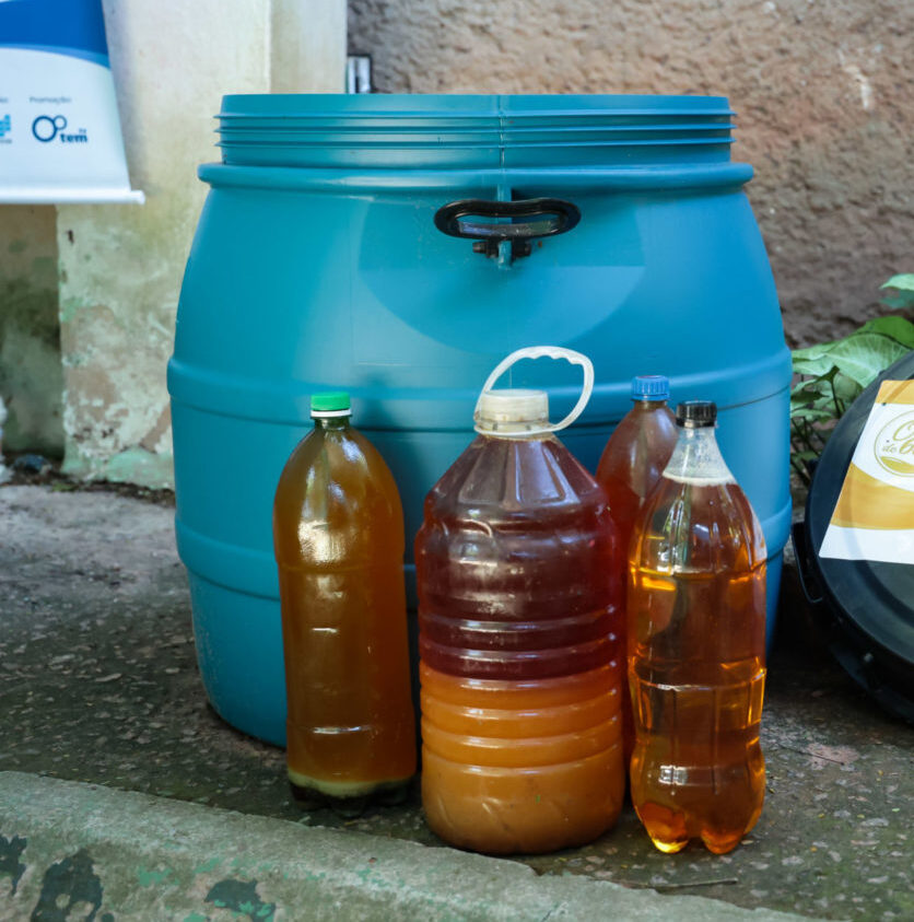Novo sistema de coleta de óleo de cozinha transforma resíduo em recurso para escolas municipais