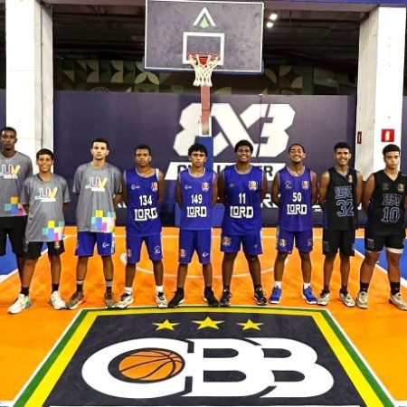 A Juventude de Contagem Brilha no Campeonato Estadual de Basquete