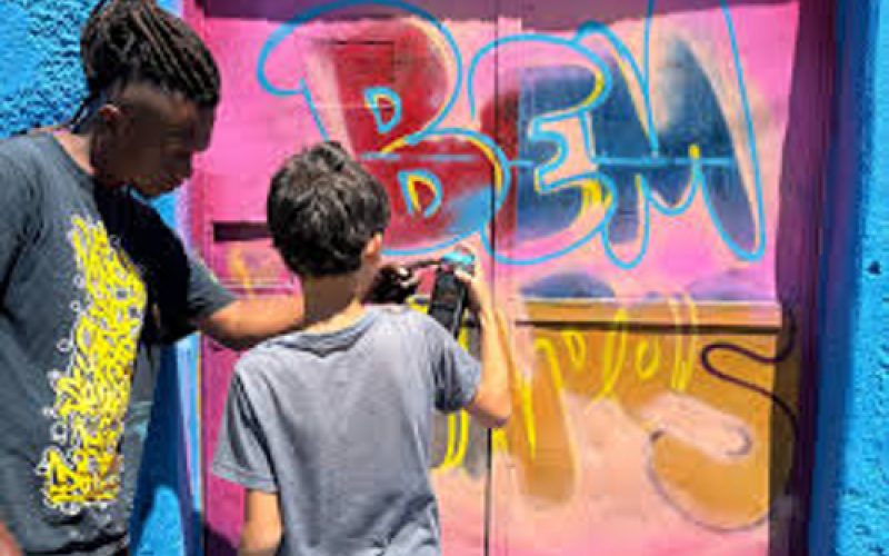 Arte Urbana revitaliza muros de Contagem
