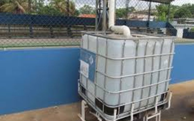 Novo sistema de captação de chuva em escolas municipais ameniza crise hídrica e serve de modelo